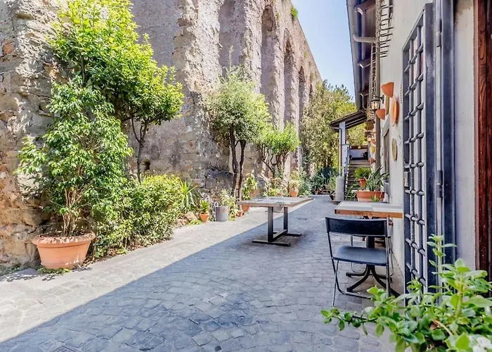 Ninkasi Mono Loft Con Vista Sulle Mura Aureliane Apartment Rom